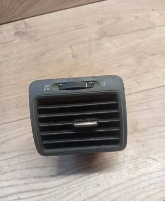 Volkswagen Golf V Dashboard side air vent grill/cover trim 1K0819709 1K0819703A