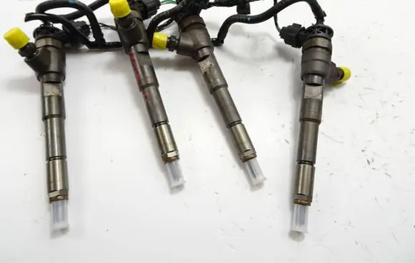 Fuel injector