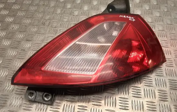 Renault Megane II Rear/tail lights 8200073237