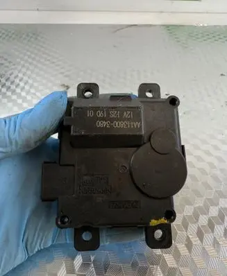 Honda HR-V Air flap motor/actuator AA1138003480 12S19D01
