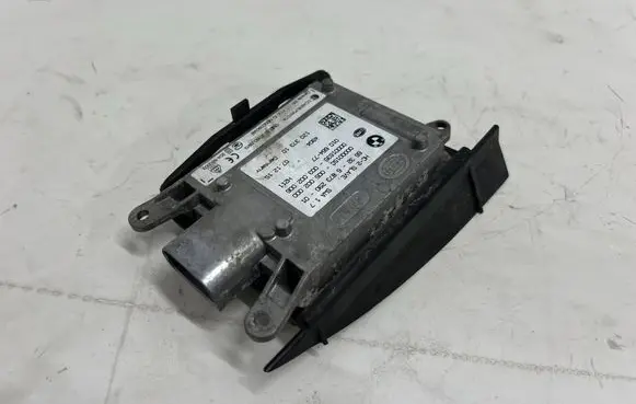 BMW X5 F15 Blind spot module 6873290