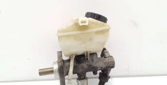 Master brake cylinder