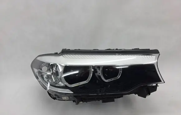 BMW 5 G30 G31 G38 Headlight/headlamp 7439200