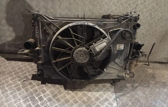 Volvo S80 Radiator set 0130303909 8649634