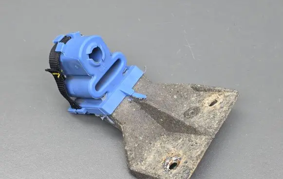 Citroen DS5 Muffler mount bracket/holder 6P282