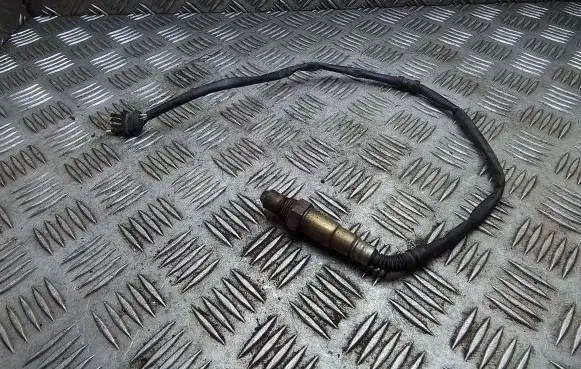 Volkswagen PASSAT B6 Lambda probe sensor 03C906262 0258010060 0258010061