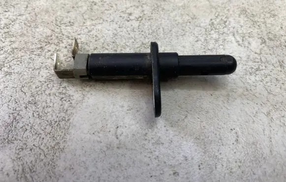 Audi A4 S4 B7 8E 8H Bonnet alarm switch sensor 24421049