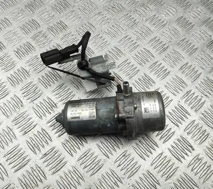 BMW X5 F15 Vacuum pump 6860881 484375118