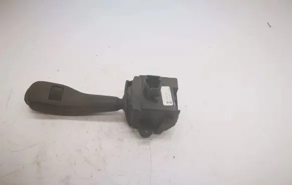 BMW 5 E39 Indicator stalk 8375407