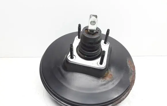 Volvo V50 Brake booster