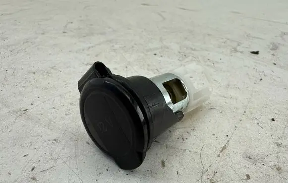 Volkswagen Golf VIII 12 V Socket (rear) 1K0919309