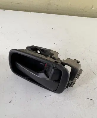 Mitsubishi Outlander Rear door interior handle