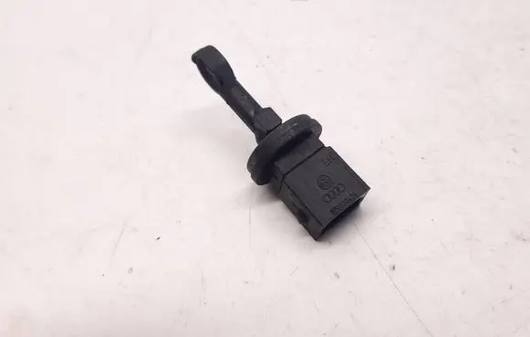 Audi A4 S4 B7 8E 8H Interior temperature sensor 8E0820539