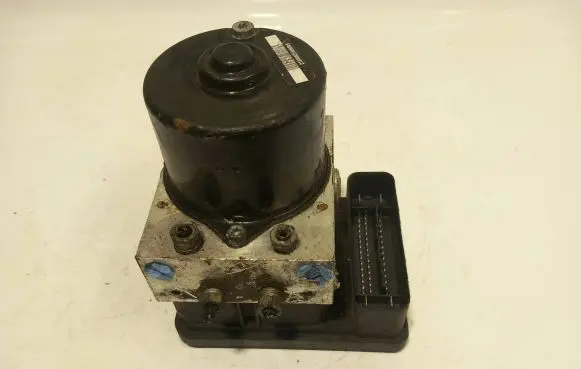 Volvo V50 ABS Pump 30742665AA 10096004253