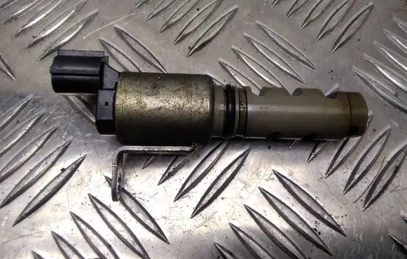 Toyota Prius (XW30) Valve oil control 337010 501021
