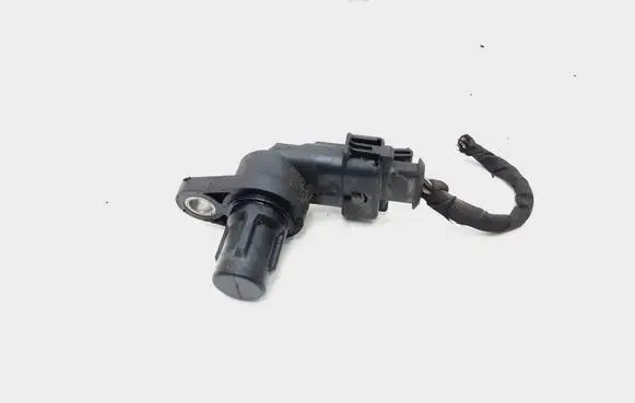 Volvo C30 Camshaft position sensor 8658726
