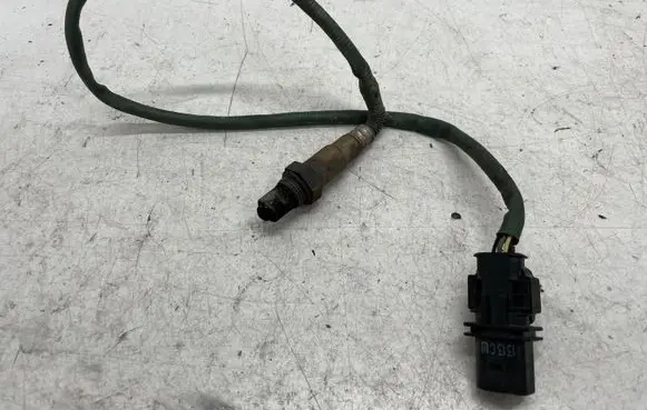 Mercedes-Benz E W212 Lambda probe sensor 0075420218 0281004133