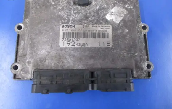 Fiat Stilo Engine control unit/module ECU 73501237