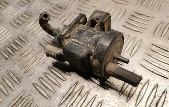 Mercedes-Benz E W210 Turbo solenoid valve 0005450427