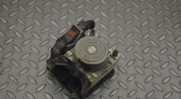 Volkswagen Golf VIII ABS Pump 5WA614517BL