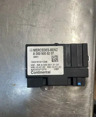 Mercedes-Benz A W176 Trunk lid opening control unit 