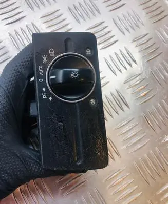 Mercedes-Benz E W211 Light switch 2115450804
