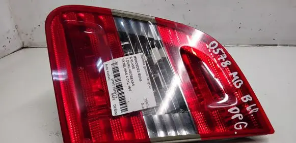 Mercedes-Benz B W245 Tailgate rear/tail lights A1698201664