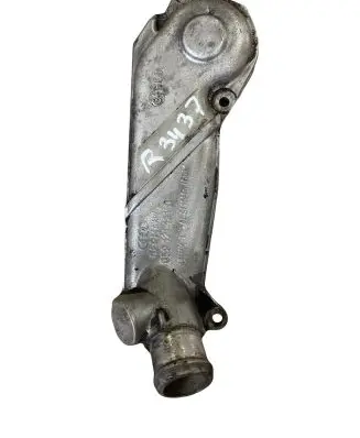 Audi A6 S6 C5 4B Engine coolant pipe/hose 059121121D