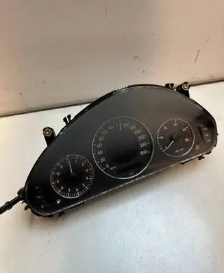 Mercedes-Benz E W211 Speedometer (instrument cluster) 2115402311