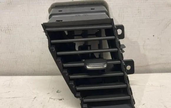 Opel Grandland X Dashboard side air vent grill/cover trim YP00062977