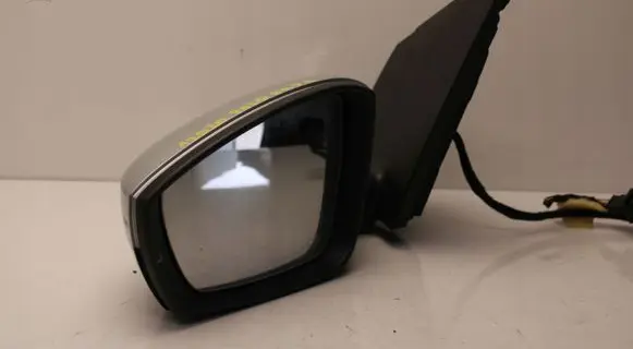 Volkswagen Polo V 6R Front door electric wing mirror 