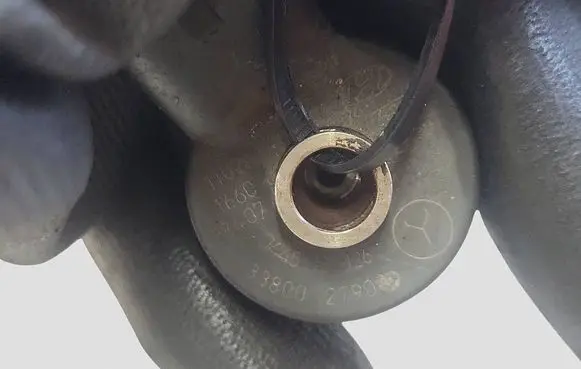 Hyundai Tucson JM Fuel injector 0445110126