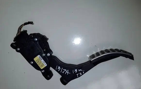 Seat Ibiza IV (6J,6P) Accelerator throttle pedal 6Q1723503P