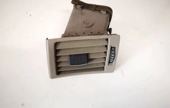 Audi A4 S4 B7 8E 8H Dash center air vent grill 8e0820901f