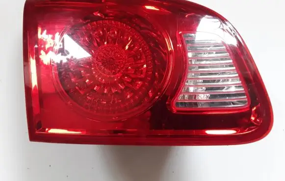 Hyundai Santa Fe Tailgate rear/tail lights 924052B000