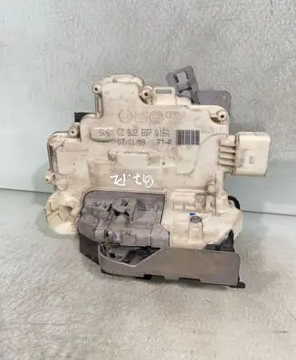 Audi Q7 4L Front door lock 8j2837016a