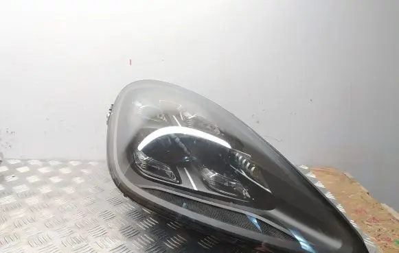 Headlight/headlamp