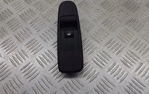 Citroen C4 I Picasso Electric window control switch 96639377ZD