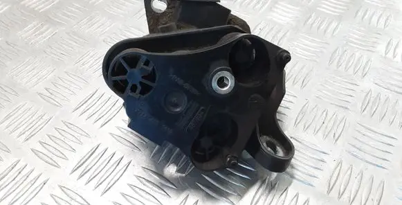 Mercedes-Benz E W212 ABS pump bracket A2124301410
