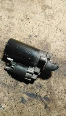 BMW 5 E39 Starter motor 7785691