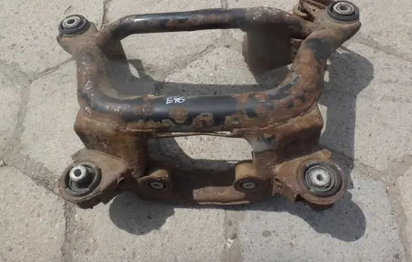 BMW 3 E46 Rear beam