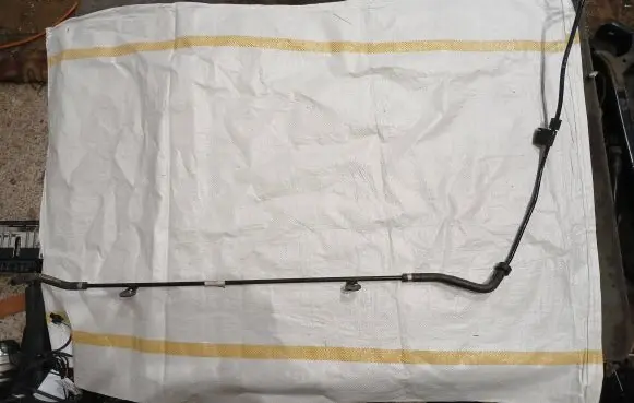 Porsche Cayenne (92A) Engine coolant pipe/hose 7P5121051B 126836