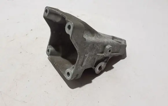 Mercedes-Benz S W223 Engine mounting bracket A6542231400