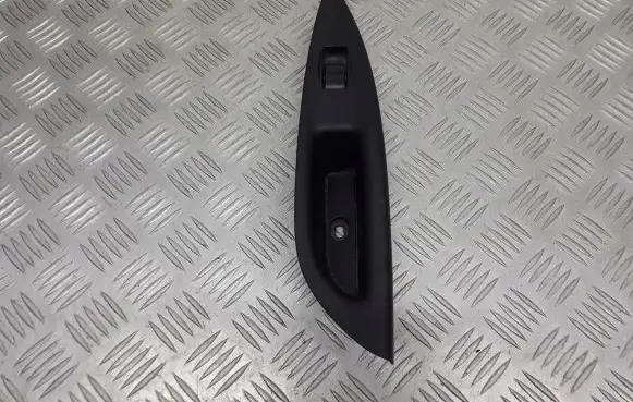 Mazda 6 Electric window control switch GJ6A-685L6