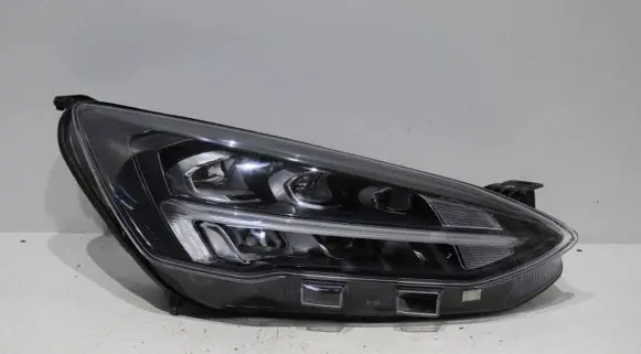 Ford Focus Headlight/headlamp JX7B13E014CE