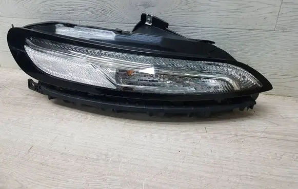 Jeep Cherokee Headlight/headlamp 68157104AR F00HTC501027 160912A