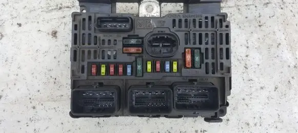 Peugeot 407 BSM Control unit 9656086080