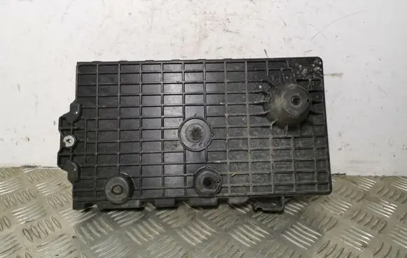 Volvo V40 Cross country Battery tray 