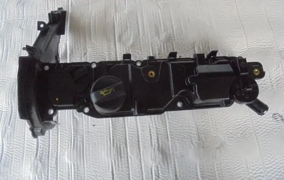 Citroen C4 Cactus Rocker cam cover 9810244380