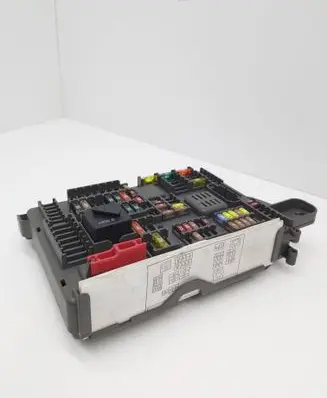 BMW X5 E70 Fuse module 518954020A 693168703 0098713693168703